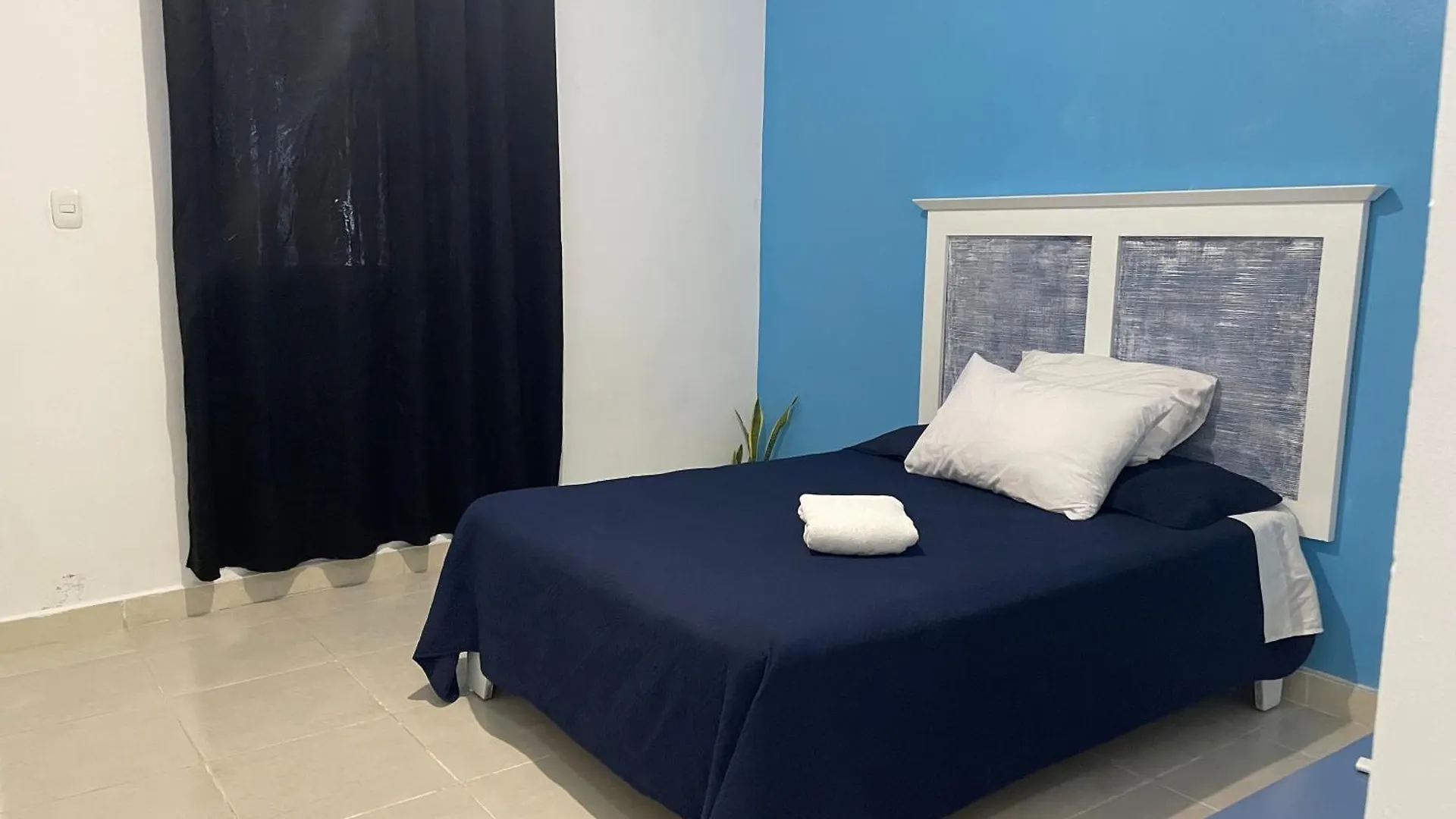 Blue Night Aparta Hotel بونتا كانا