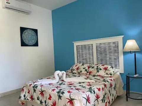 Blue Night Aparta Hotel location